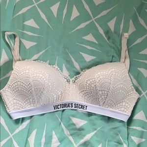 VS Wireless bra